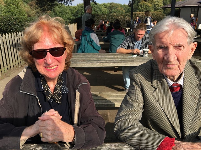 5a23be84-1ff0-4fff-8404-aefa03f64c8d