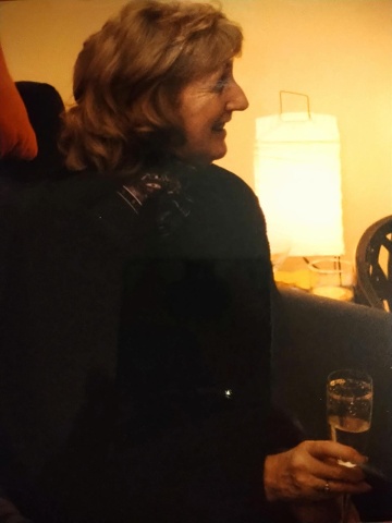 949c3e7e-7bb6-474e-8242-6e92ebde911d